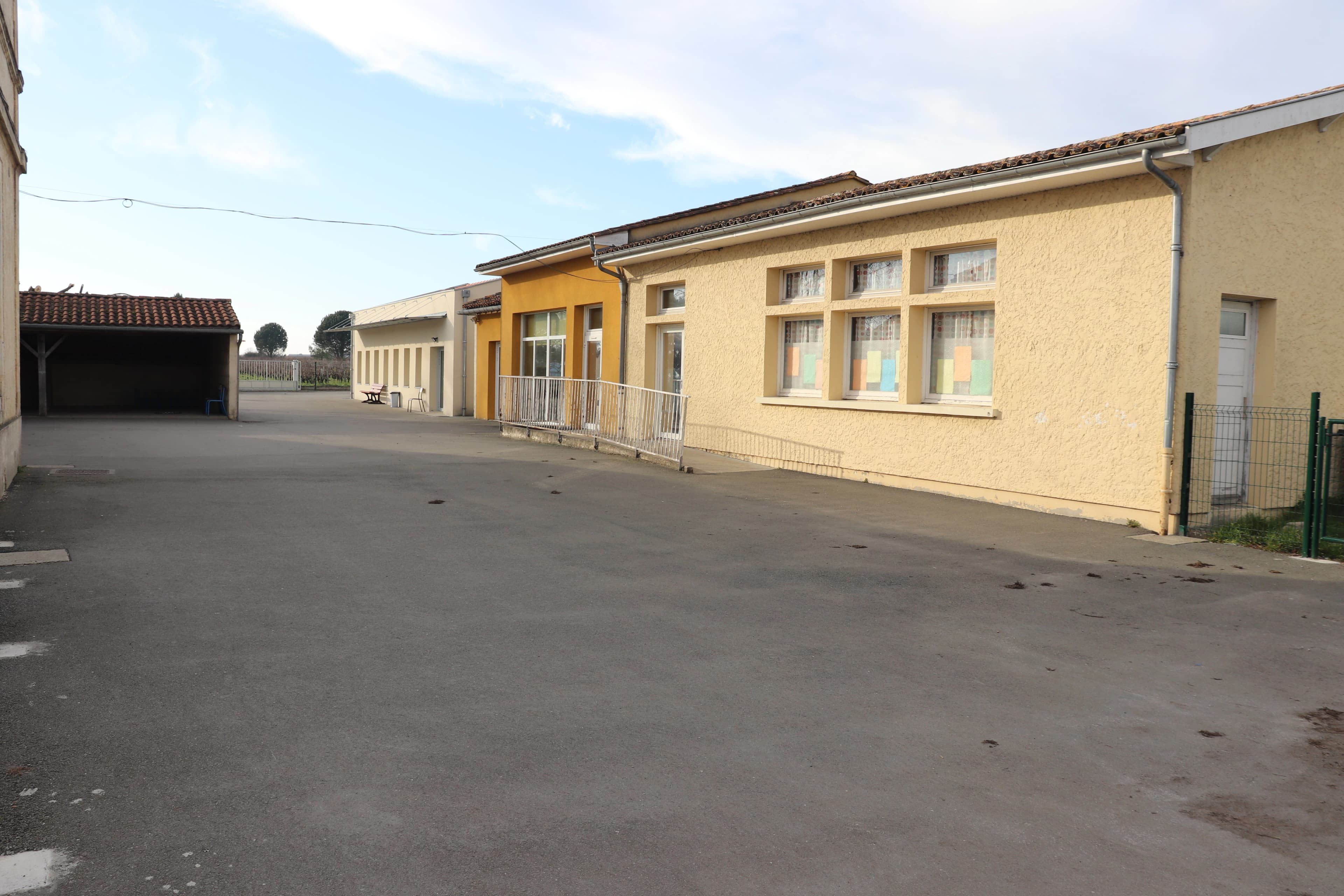 École